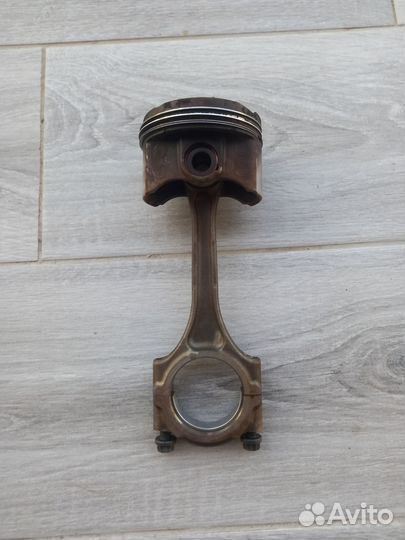 Поршень и шатун 1zr