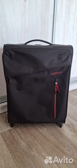 Чемодан American tourister