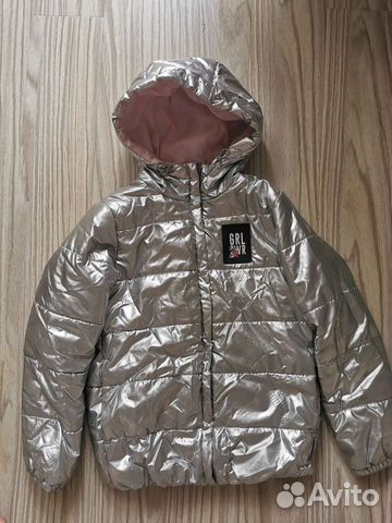 Куртка весна осень на девочку 146р