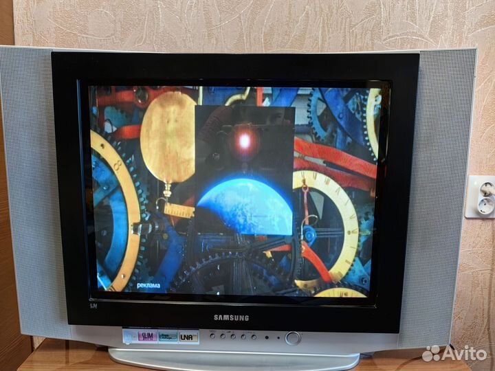 Телевизор samsung