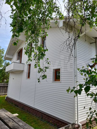 Дом 140 м² на участке 8 сот.