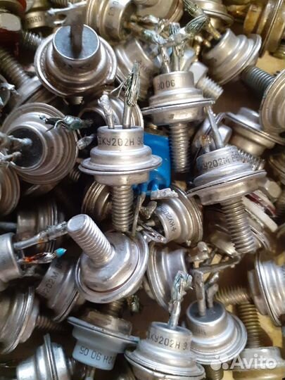 Тиристоры ку 201, ку202,ку203,ку208