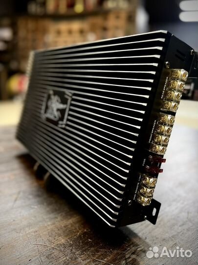 Momo Zeus AB 4.150 усилитель 4х канальный