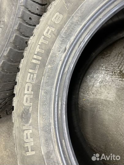 Nokian Tyres Hakkapeliitta 8 215/55 R17 98T