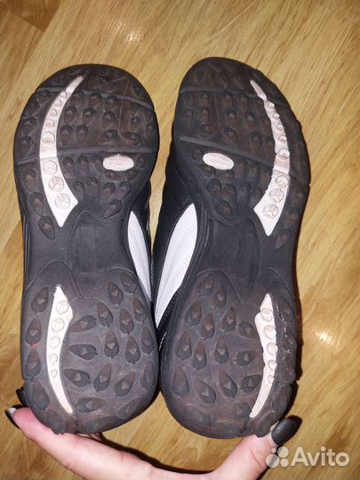 Кроссовки для футзала