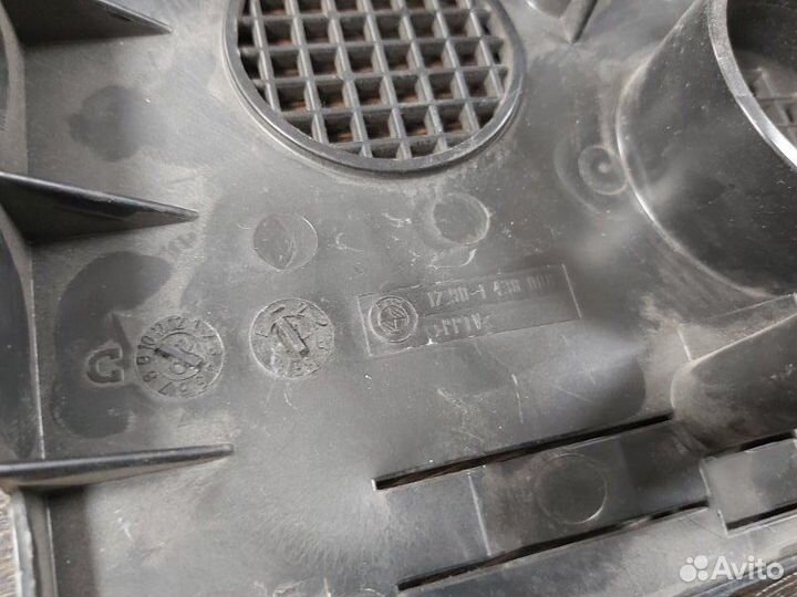 Крышка Bmw 525I E60 N52B25AF 2006