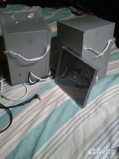 Компьютерные колонки дерево