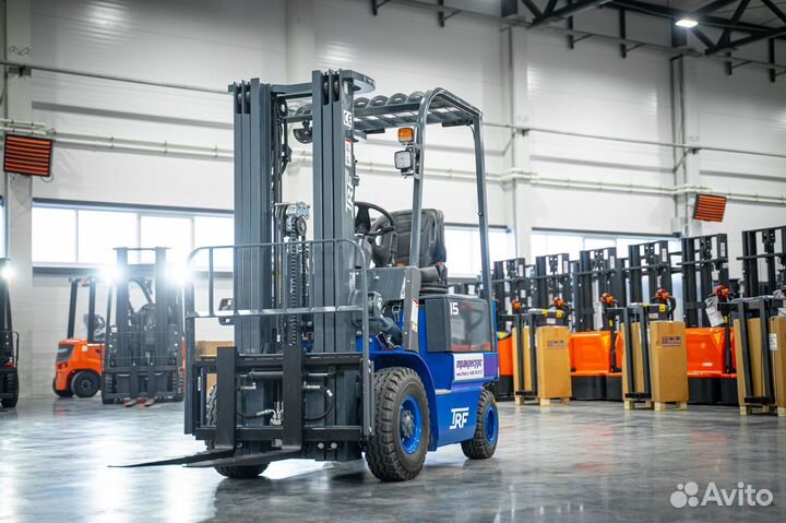 Вилочный погрузчик TRF E15-4Z2, 2023