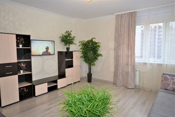 2-к. квартира, 70 м², 4/20 эт.