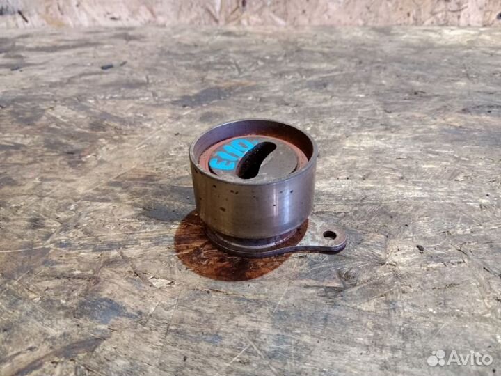 Ролик-натяжитель ремня грм Toyota Corolla viii (19