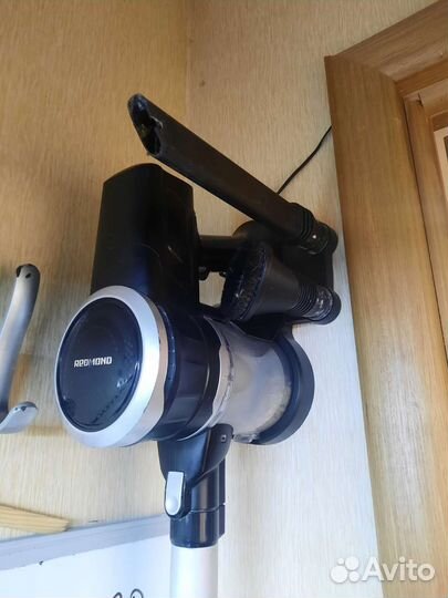 Ручной аккумуляторный пылесос tedmond