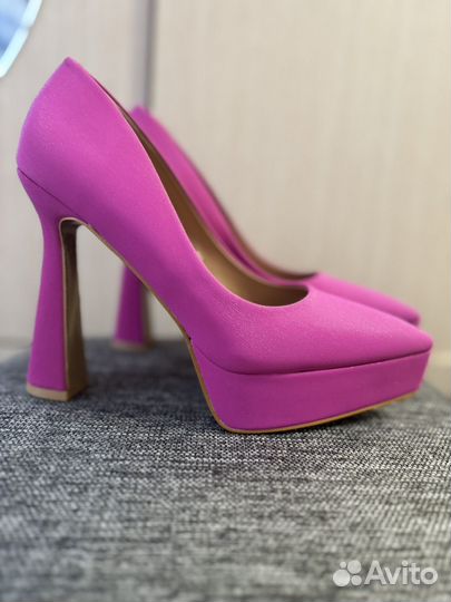 Туфли на каблуке розовые