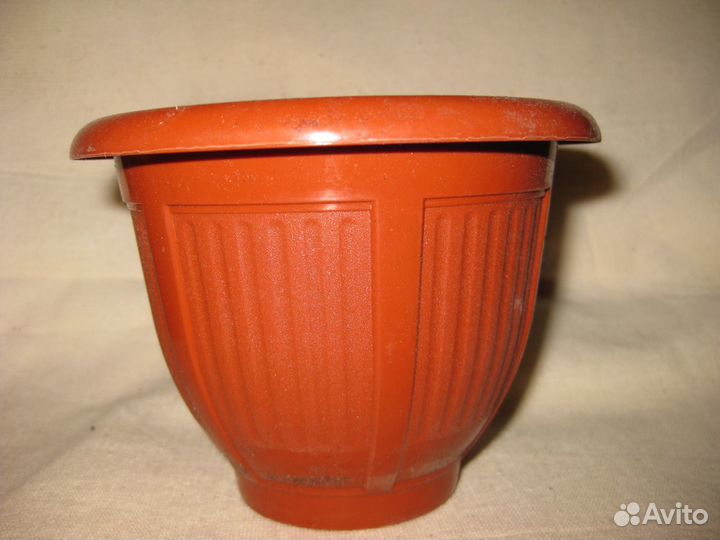 Цветочные горшки