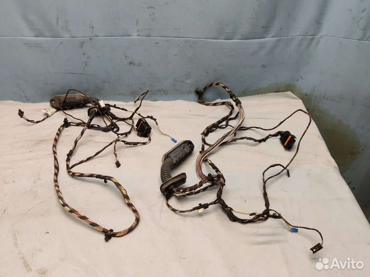 Проводка задней двери BMW X3 F25 X4 F26