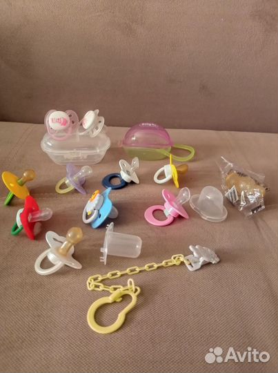 Соски пустышки новые