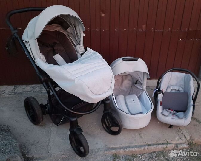 Коляска 3 в 1