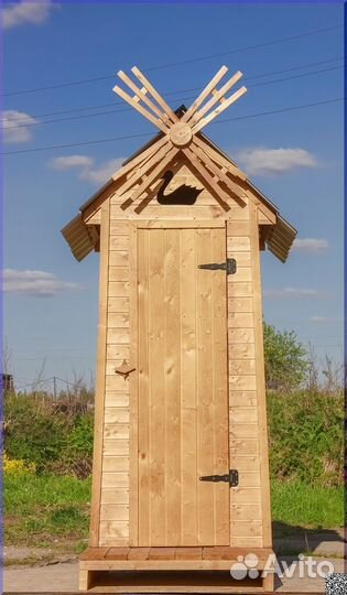 Уличный туалет деревянный JKT227