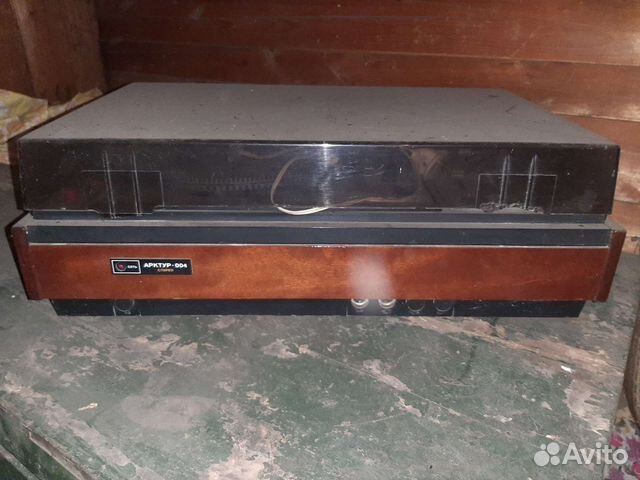 Проигрыватель Арктур 004 с акустикой 25ас