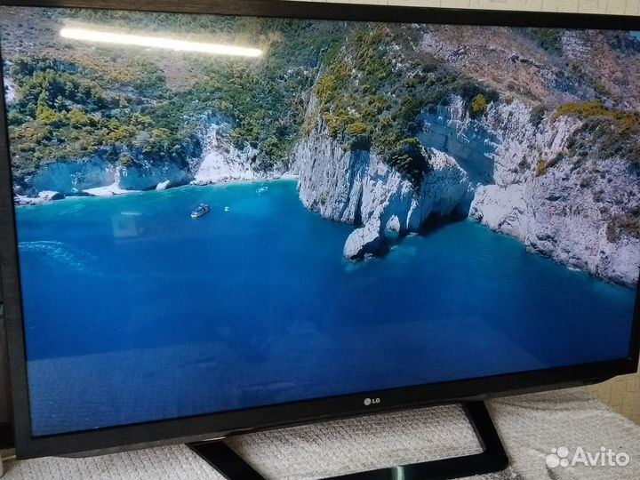Телевизор LG 47 дюймов