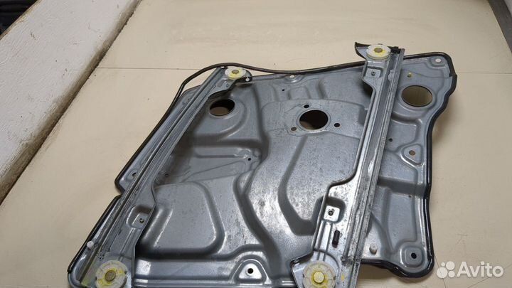 Стеклоподъемник электрический левый передний Nissan Primera P12