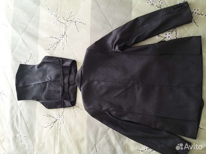 Пиджак + жилетка 140-146