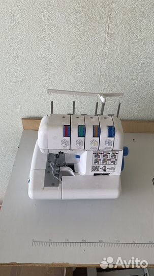 Оверлок comfort 550