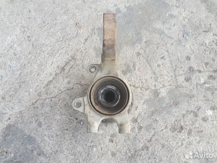 Кулак поворотный передний правый Лада Гранта I