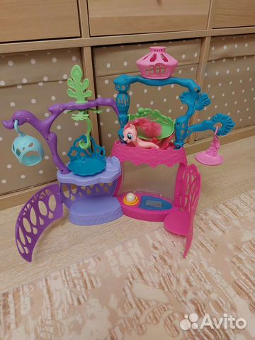 Игрушечный замок