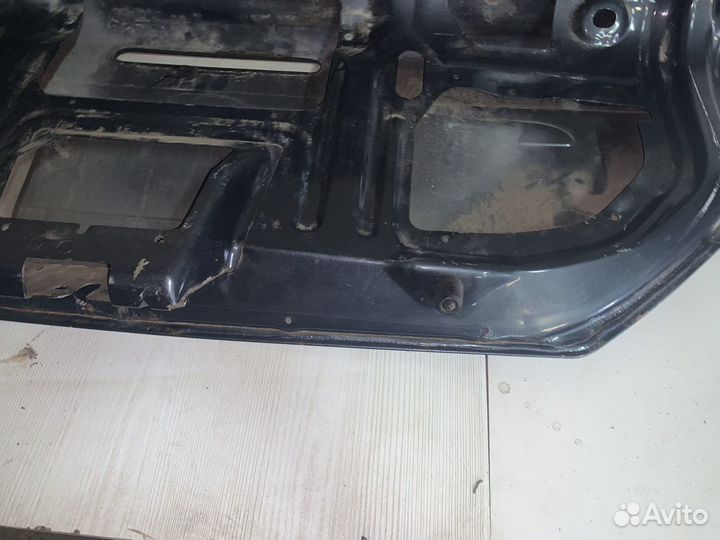 Крышка багажника Ford Focus 1 седан