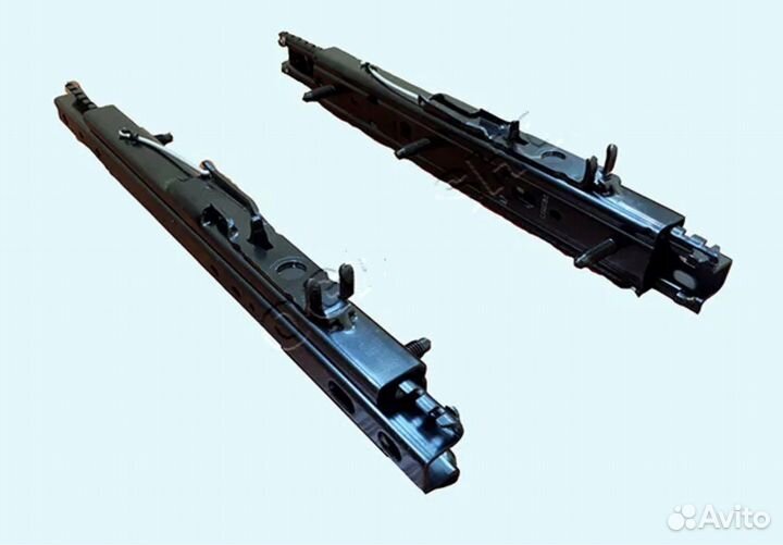 Накладки под салазки сидений рено логан. Салазки для передних сидений лада ларгус. 6001550383 салазки левого. Накладки на крепления сидений renault logan 1. Салазки рено логан 2.