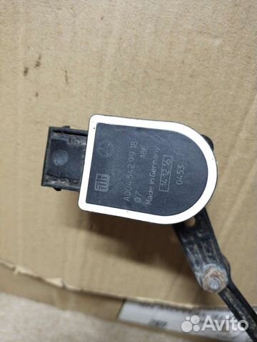 Датчик уровня подвески Мерседес с авто 16 го
