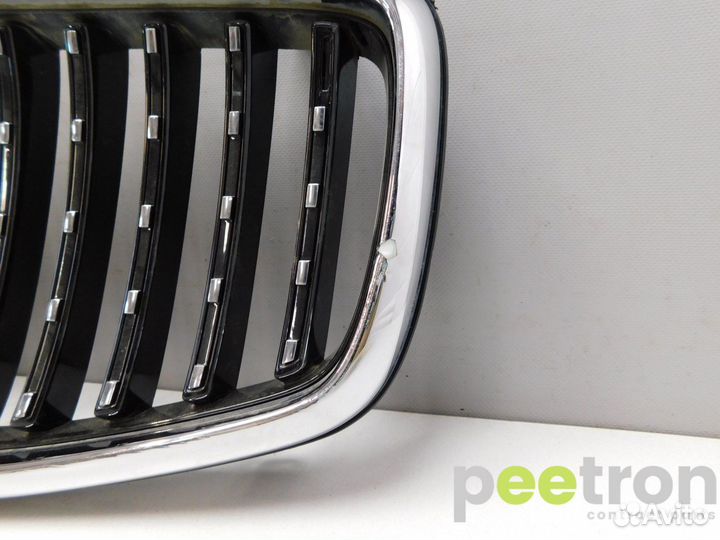 Б/У Б/У Решетка радиатора б/у Отремонтирован