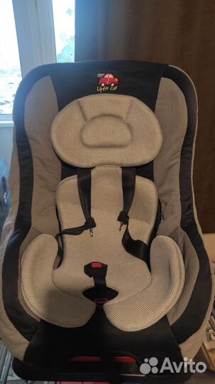 Автомобильное детское кресло от 9 до 18 кг