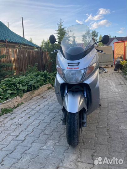 Максискутер Suzuki skywe 400