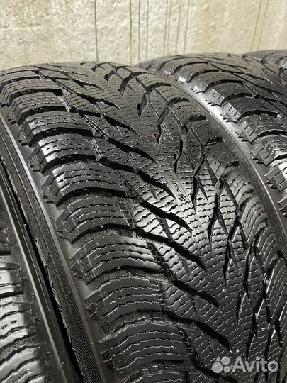 Nokian Tyres Hakkapeliitta R3 SUV 235/60 R18 107R