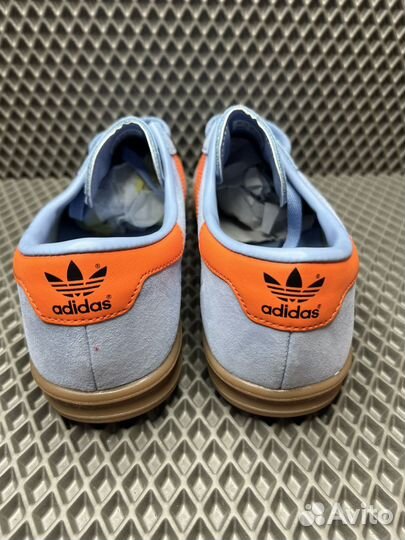 Кроссовки adidas hamburg