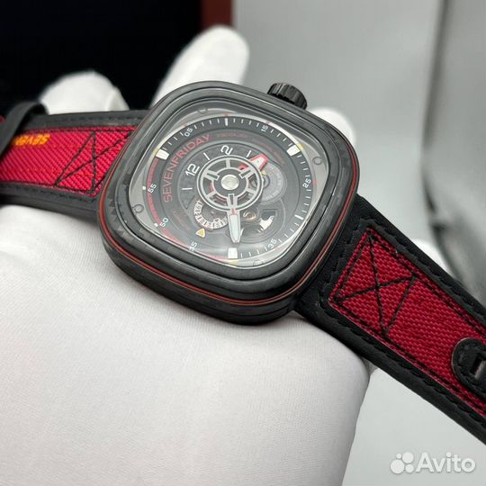 Наручные часы sevenfriday