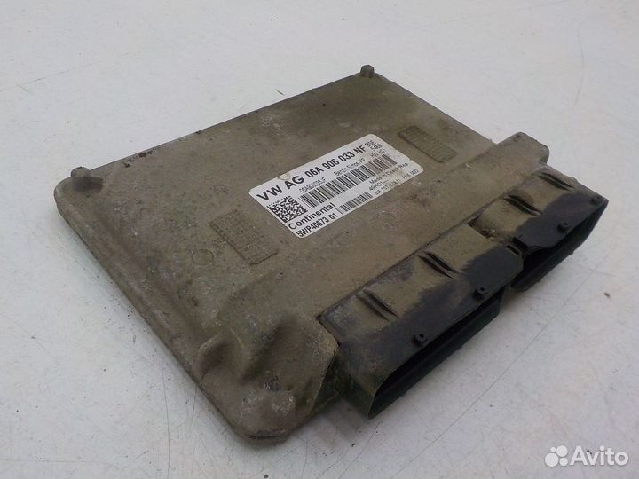 Блок управления двигателем Volkswagen Golf VI 2008
