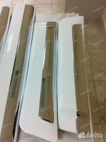 Молдинги Lexus LX570 450D широкие белый перламутр