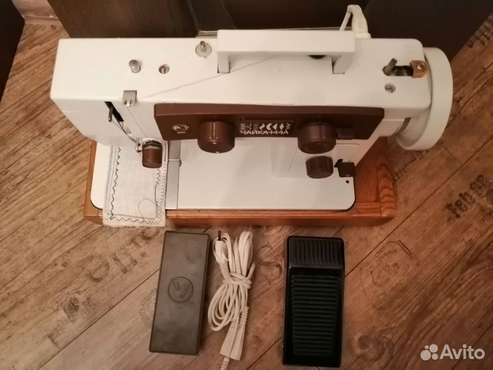 Швейная машинка Чайка 144 А
