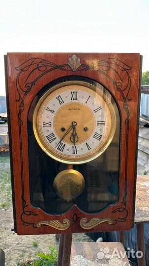 Старинные настенные антикварные часы с боем СССР