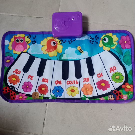 Развивающие игрушки для малыша пакетом
