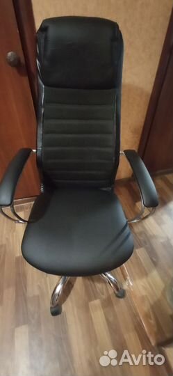Компьютерное кресло руководителя бу