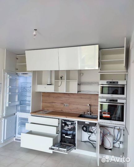 Кухня угловая на заказ