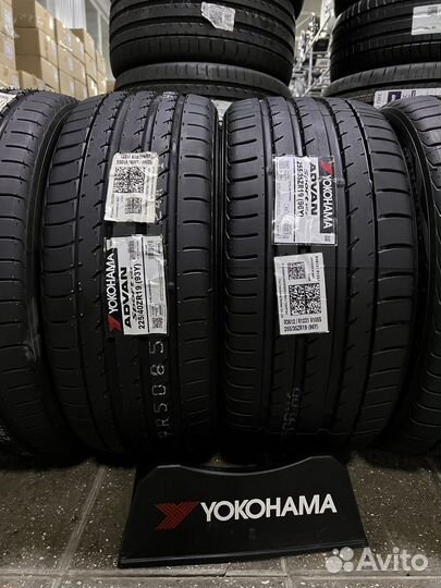 Yokohama Advan Sport V105 225/40 R19 и 255/35 R19 96Y