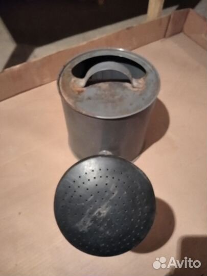 Лейка железная для полива огорода, дачи