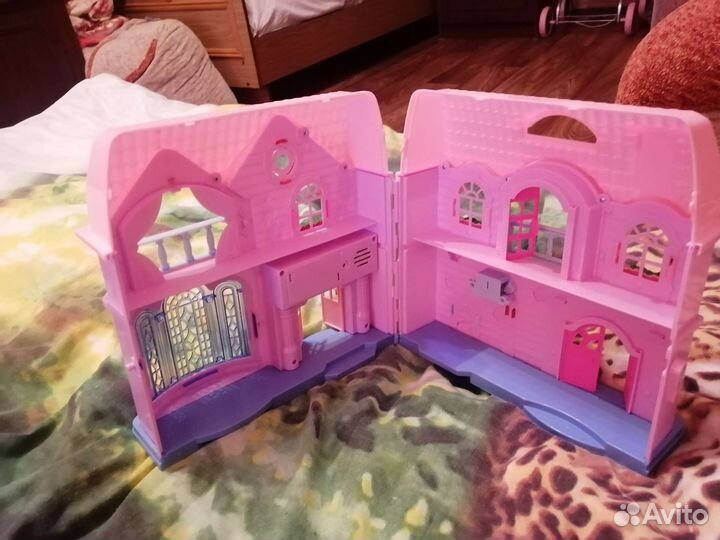 Домик кукольный