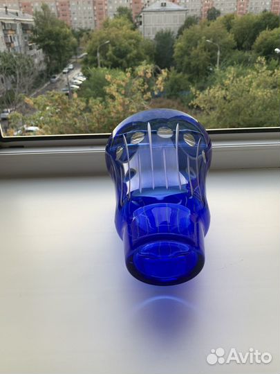Ваза синее стекло