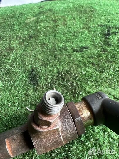 Форсунка топливная Ford Focus 2 kkda 2007