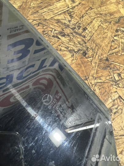 Стекло зад левое Мазда CX7